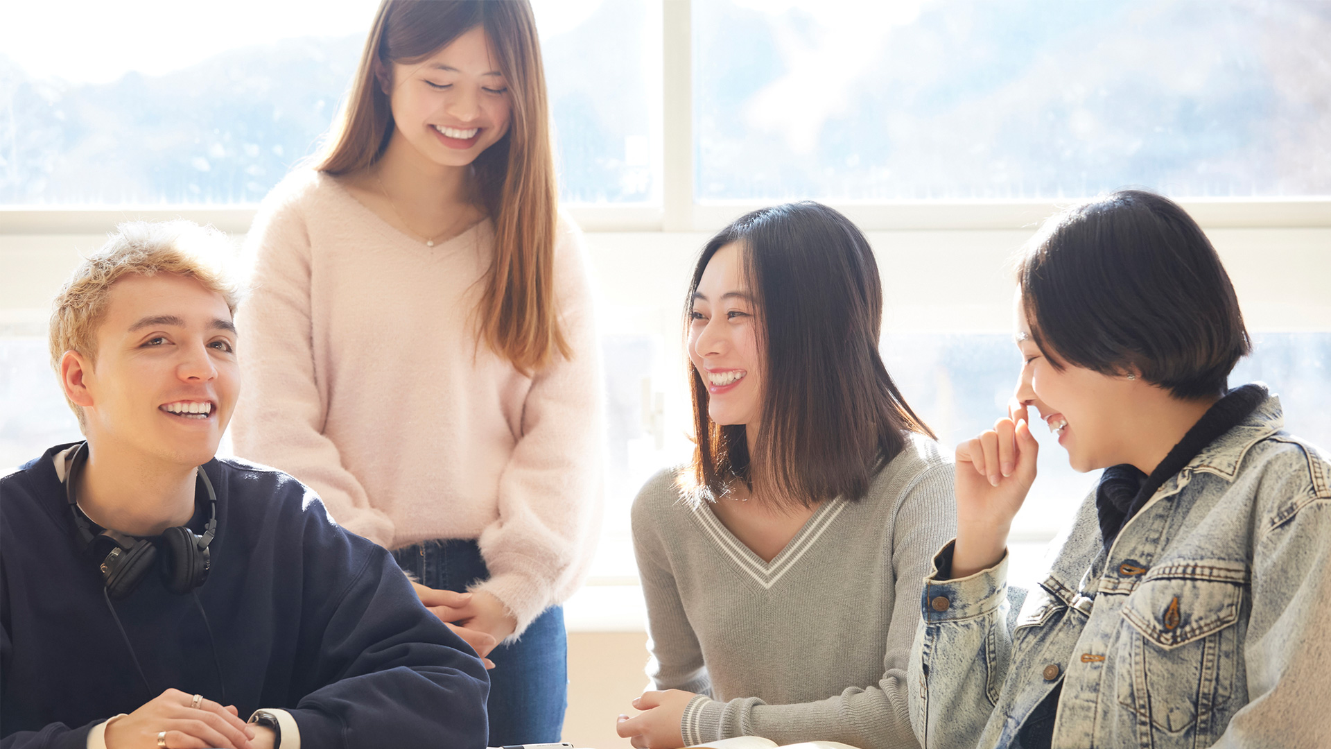 お一人お一人に合った留学先をご提案する全世代の為の留学エージェント
